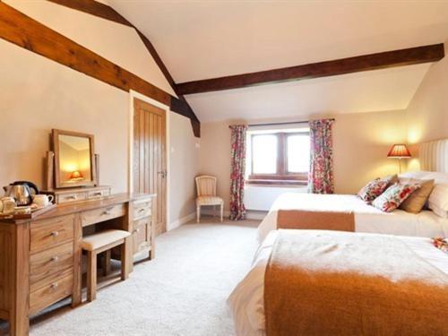 Отель Throstle Nest Farm Carleton Номер фото