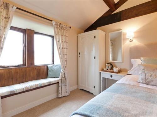 Отель Throstle Nest Farm Carleton Номер фото